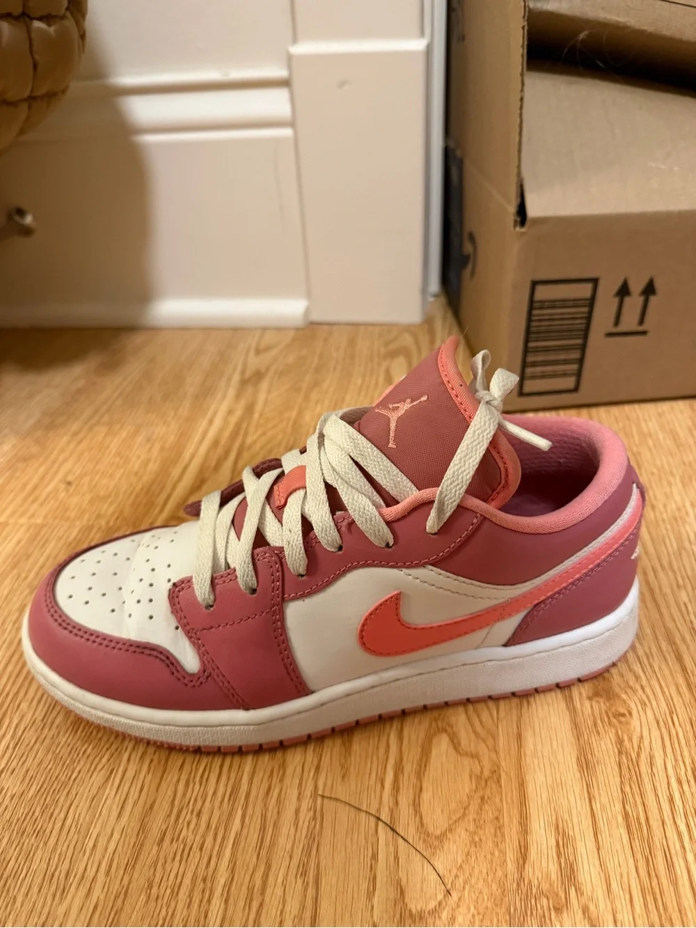 Nike classic low